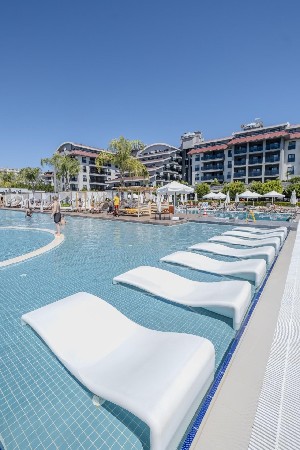 Hotel GREEN GARDEN RESORT & SPA wakacje