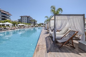 Hotel GREEN GARDEN RESORT & SPA wakacje