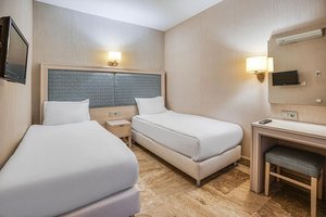 Hotel MARTI MYRA wakacje