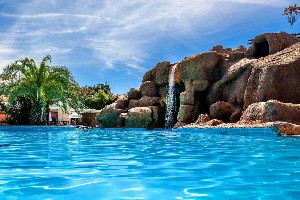 Hotel BLUE WATERS wakacje