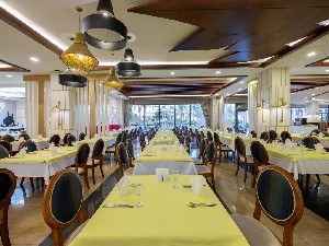 Hotel DIAMOND PREMIUM wakacje