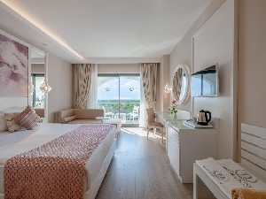 Hotel DIAMOND PREMIUM wakacje