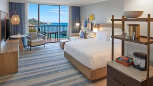 K1DF - King Room (Ocean Front)