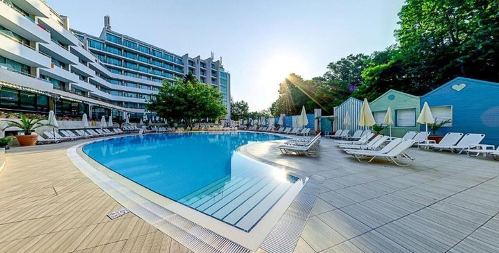 Hotel MIRABELLE wakacje
