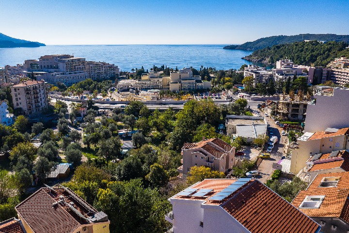 Family room with sea view
