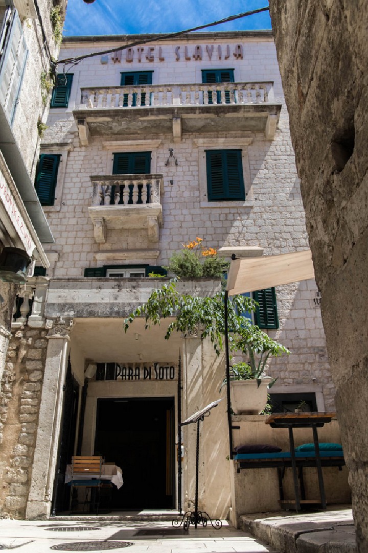 Hotel SLAVIJA CULTURE HERITAGE HOTEL wakacje