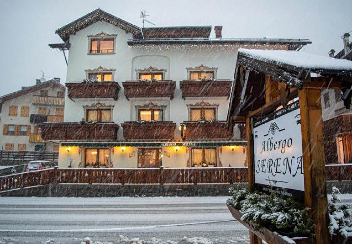 Hotel SERENA - TRE CIME VIEWS wakacje