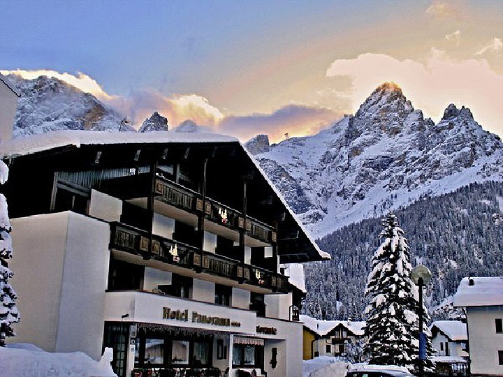 Hotel PANORAMA wakacje