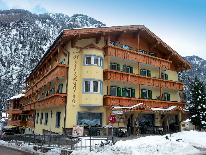 Hotel LADINA wakacje