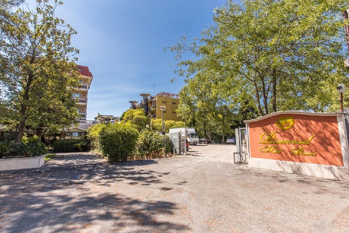 Hotel PINEWOOD ROMA wakacje