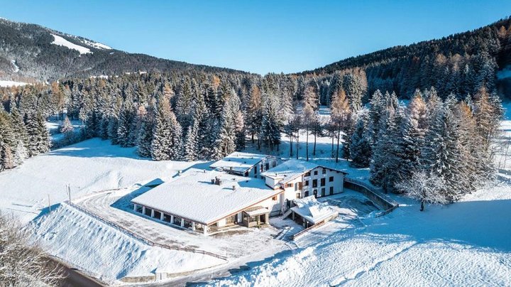 Hotel CASA ALPINA wakacje