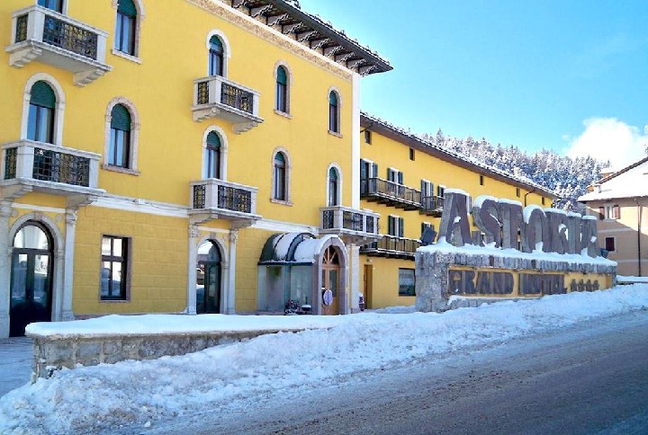 Hotel GRAND HOTEL ASTORIA wakacje