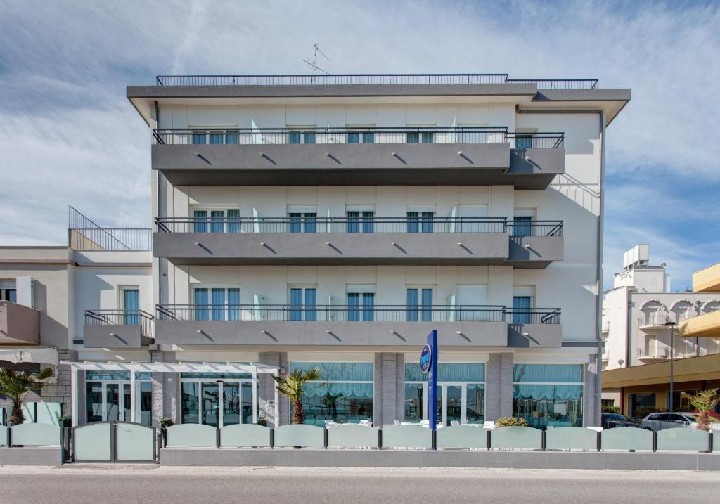 Hotel PLATINUM HOTEL wakacje