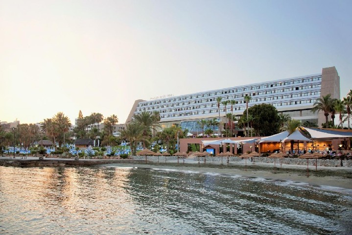 Hotel AMATHUS BEACH LIMASSOL wakacje