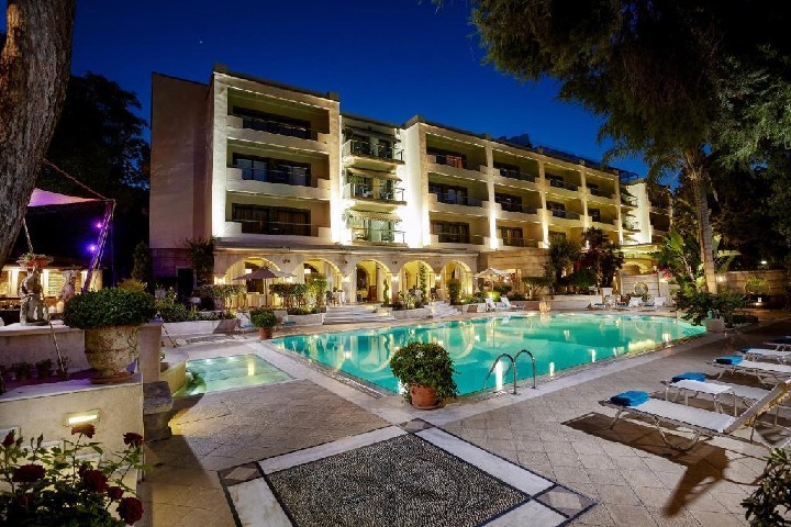 Hotel RODOS PARK wakacje