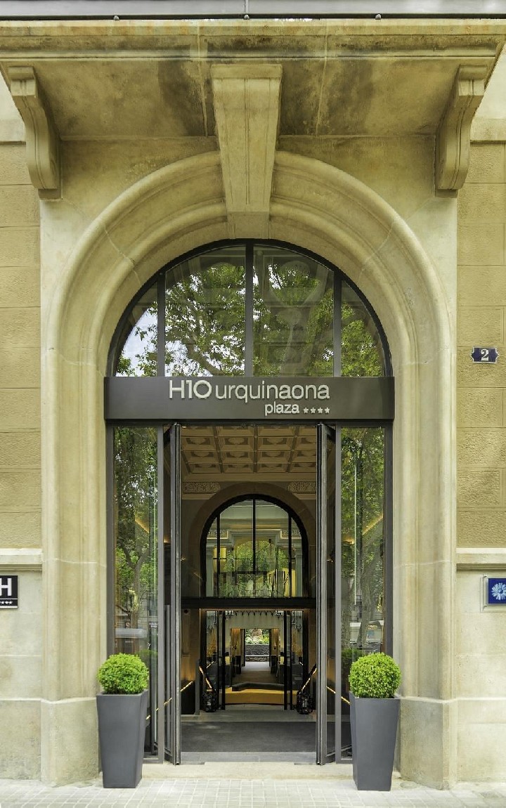 Hotel H10 URQUINAONA PLAZA wakacje