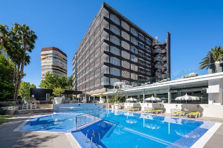 Hotel Climia Belroy wakacje