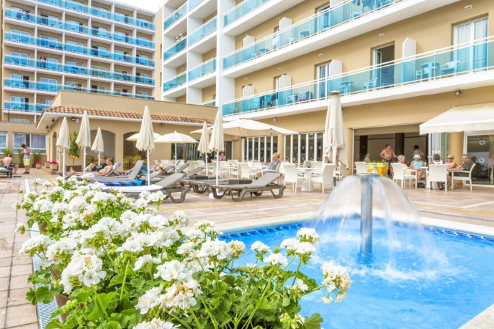 Hotel HOTEL ALEGRIA MARIPINS - MALGRAT DE MAR wakacje