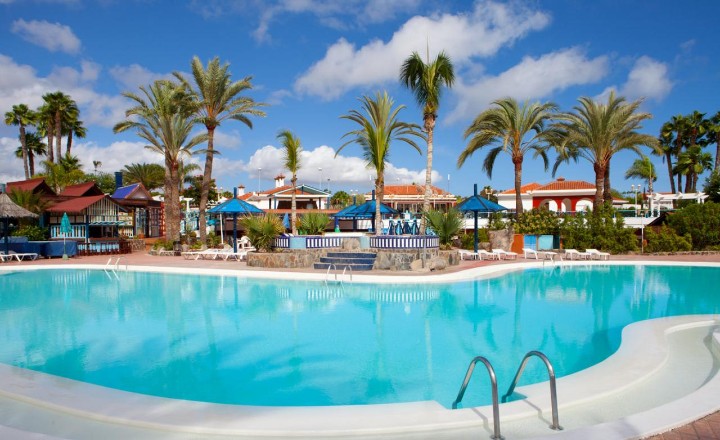 Hotel Hotel LIVVO Dunagolf Suites wakacje
