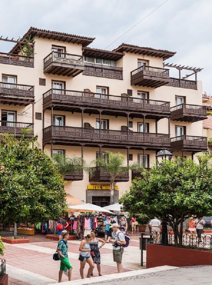 Hotel MONOPOL wakacje