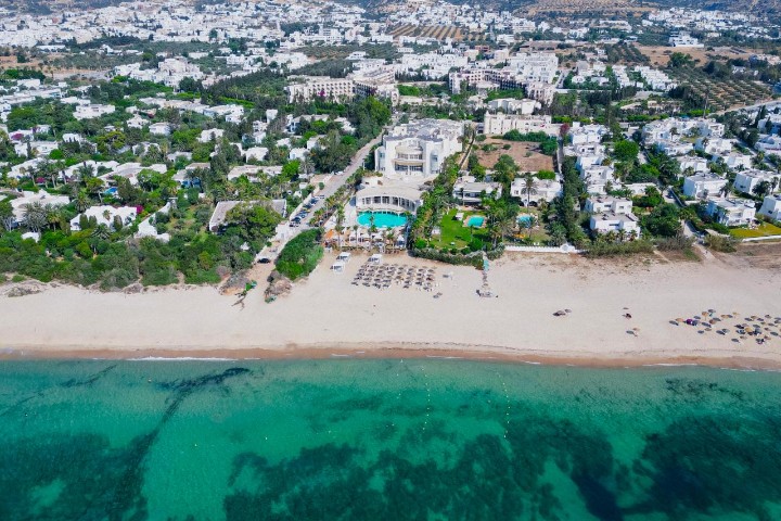 Hotel Nahrawess Resort & Thalasso wakacje