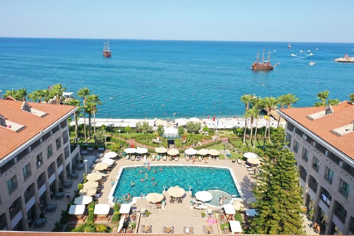 Hotel FAME RESIDENCE KEMER wakacje